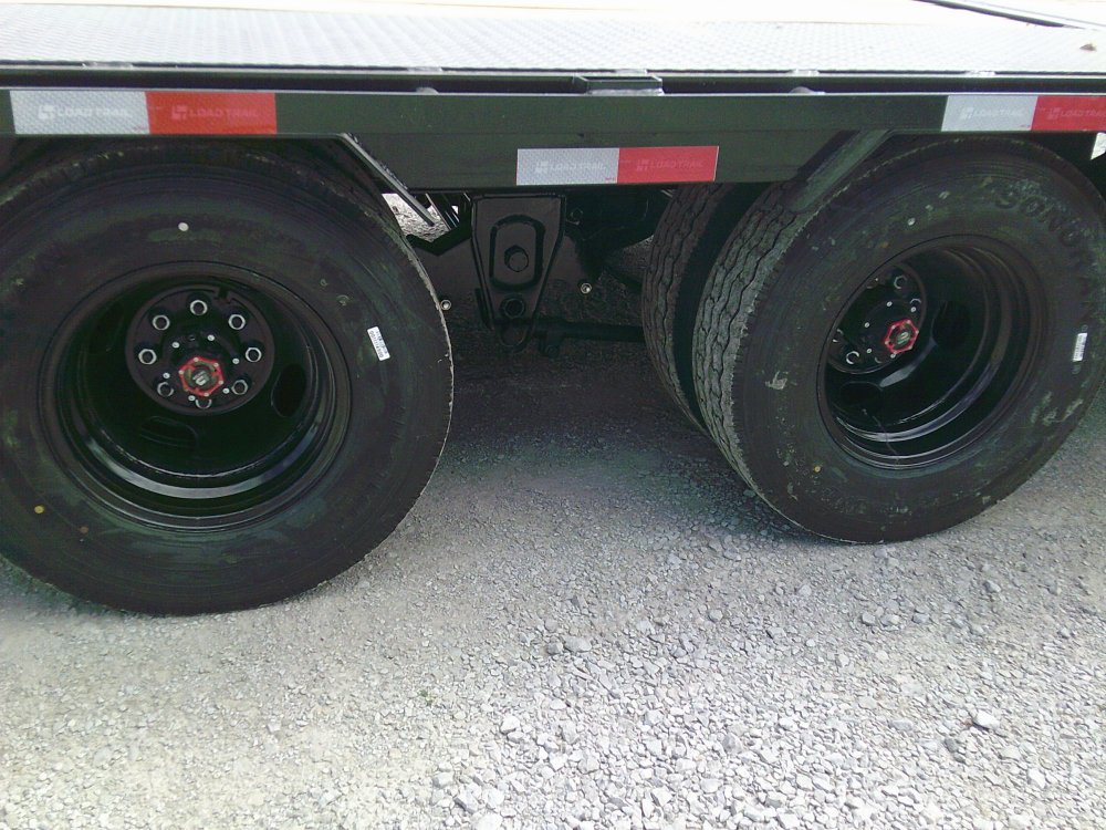 102" x 34' Tandem Low-Pro Gooseneck w/Hyd. Dove -25,900K