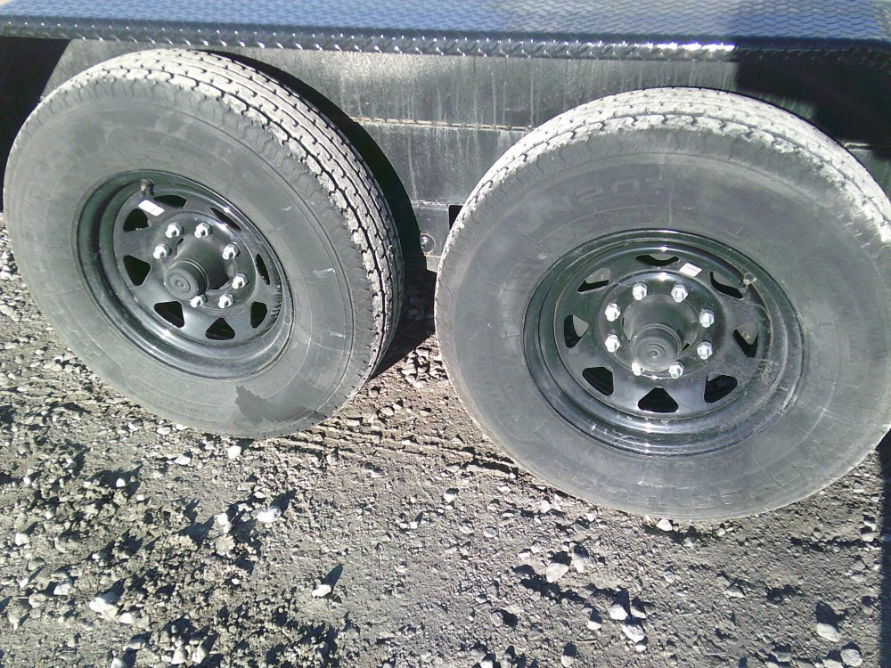 83"X24' POWER TILT BED