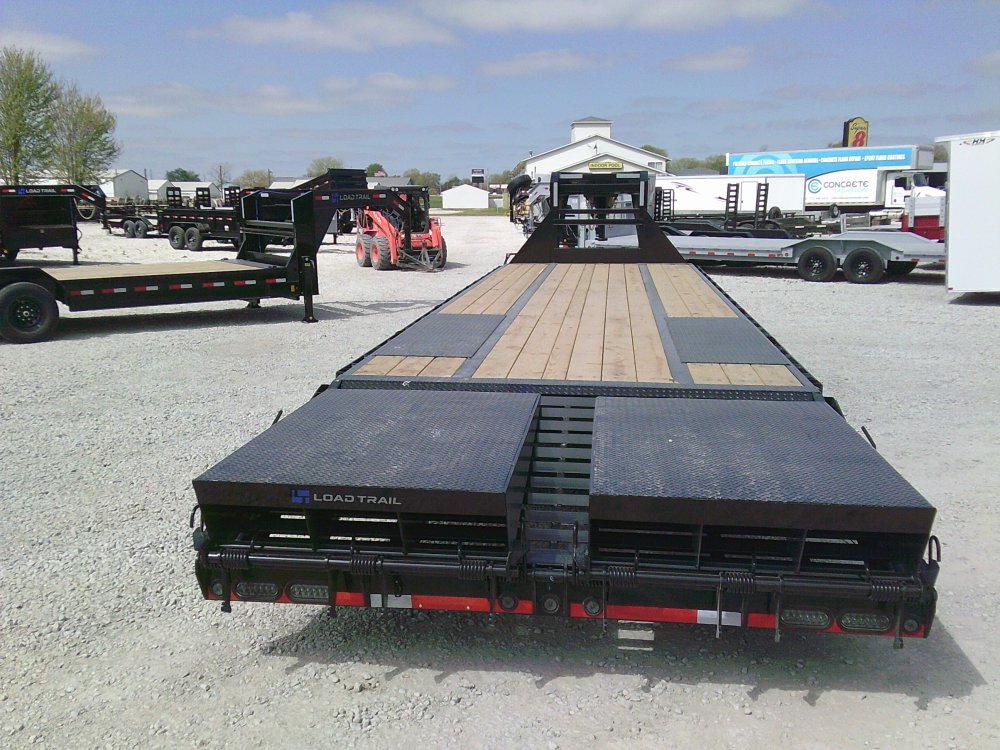 102" x 34' Tandem Low-Pro Gooseneck -25,900K