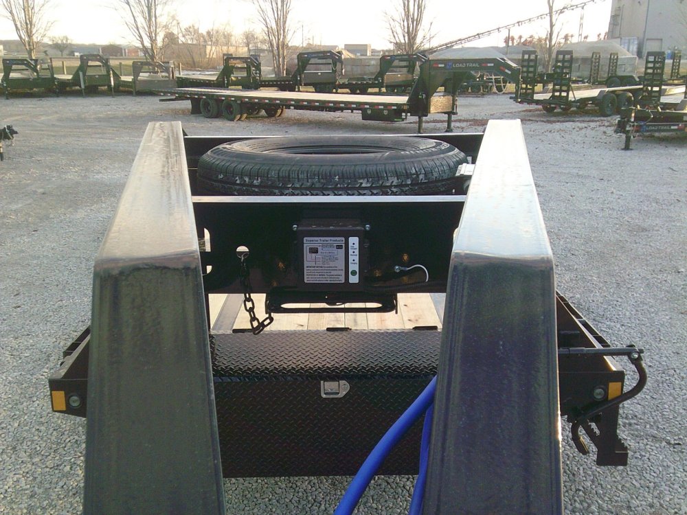 102" x 28' Tandem Low-Pro Gooseneck -24K