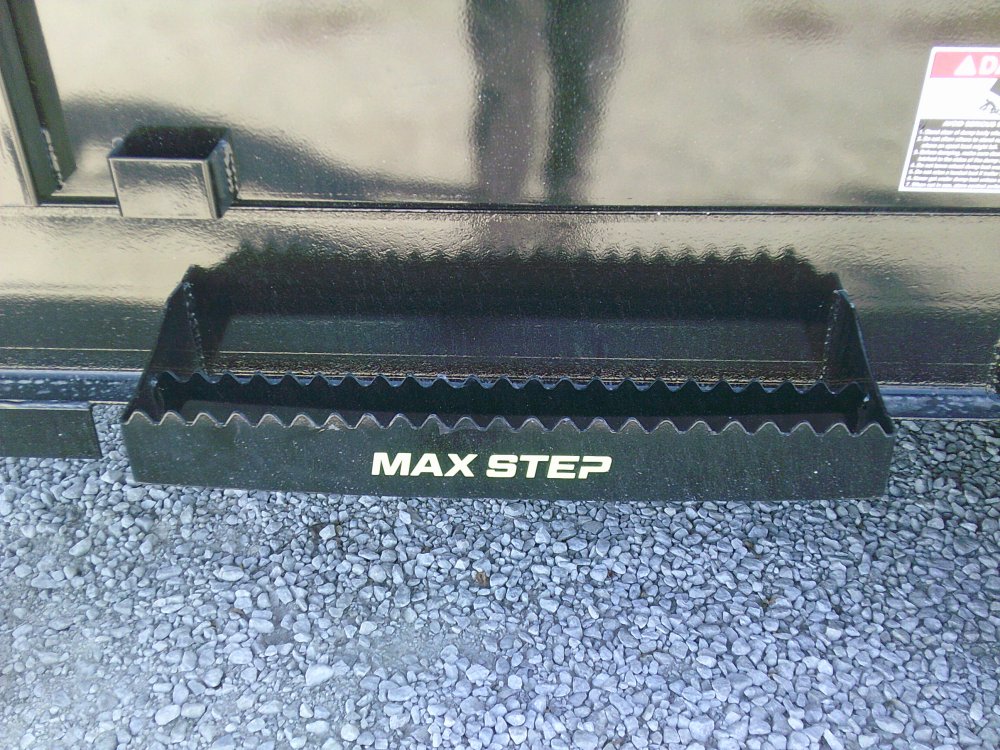 83" x 16' Triple Axle Gooseneck Low-Pro Dump