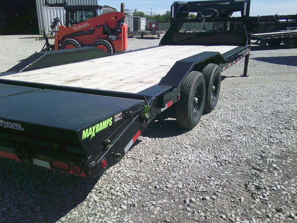 102" x 24' Tandem Gooseneck Carhauler