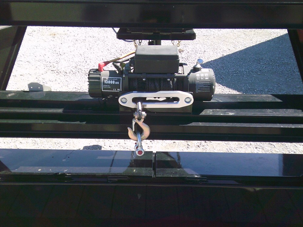 102" x 24' Tandem Gooseneck Carhauler