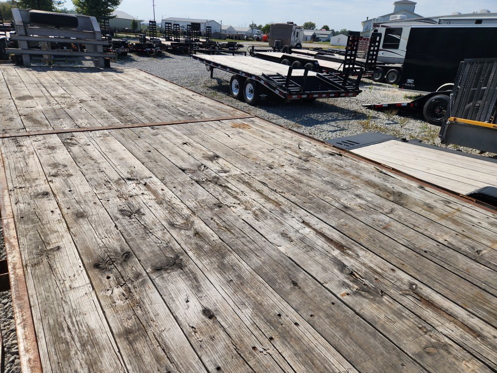Used 2012 Legend 102" x 32' Gooseneck Deck Over Trailer - 20,000 GVWR - VIN# 5D3BG3229CE104160