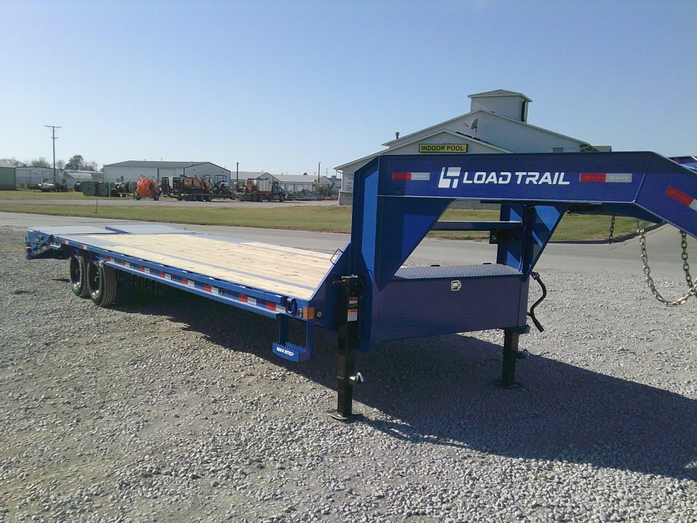 102" x 30' Single Wheel Low-Pro Gooseneck