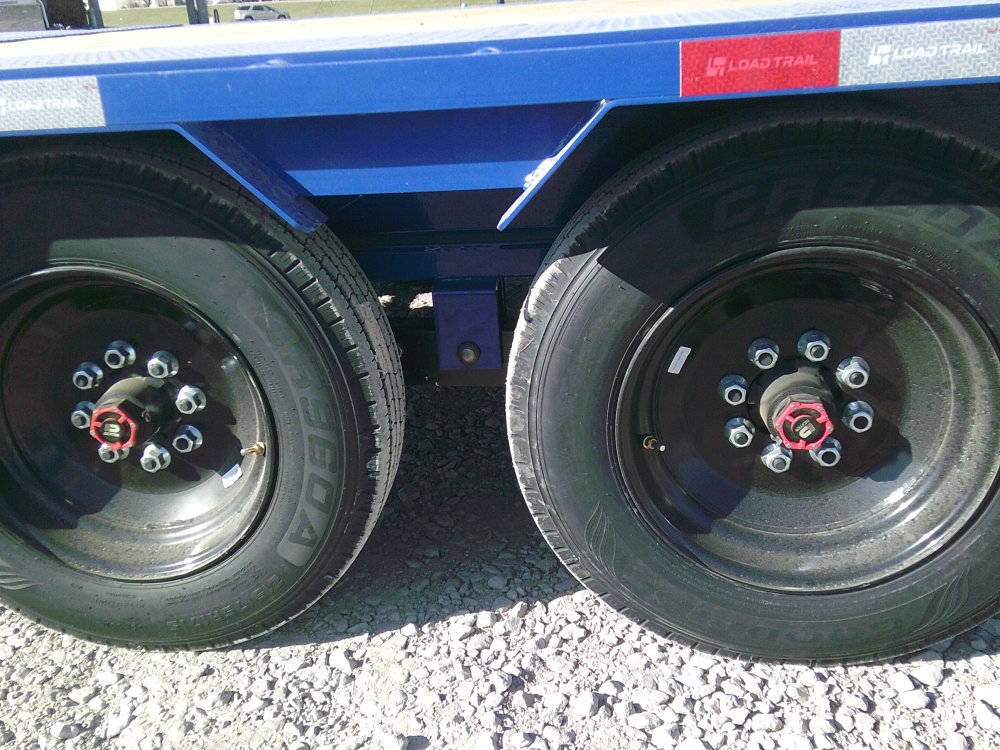 102" x 30' Single Wheel Low-Pro Gooseneck