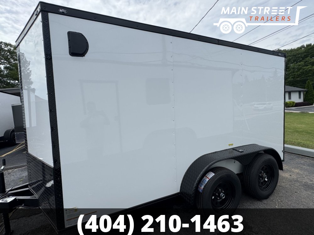 6X12T/A WHITE WITH BLACKOUT AND RAMP GATE AND POLY CORE