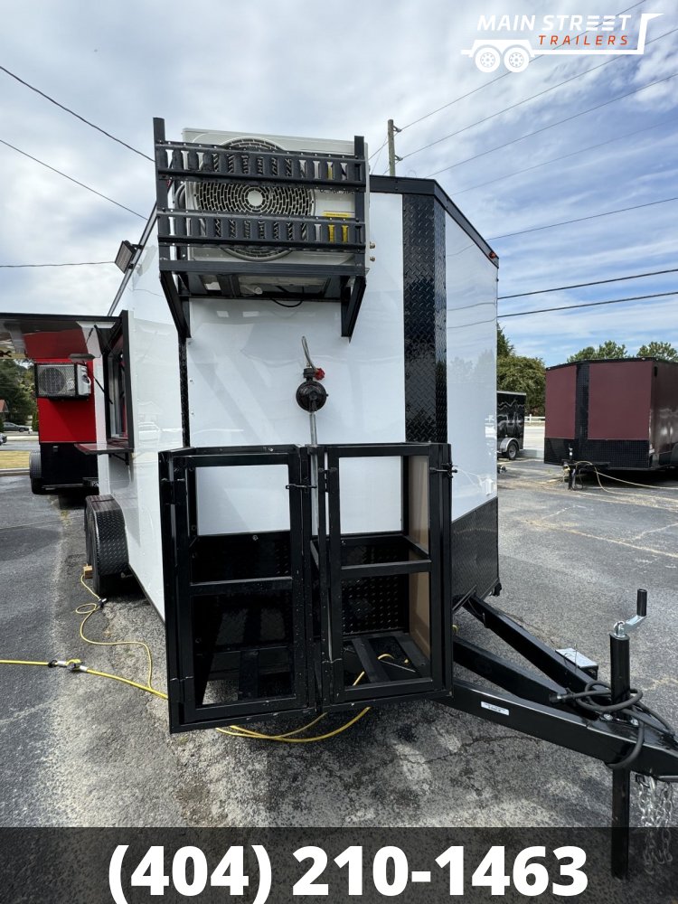 7X16 WHITE POLYCORE CONCESSION TRAILER WITH 9' HOOD AND 4 GAS LINES