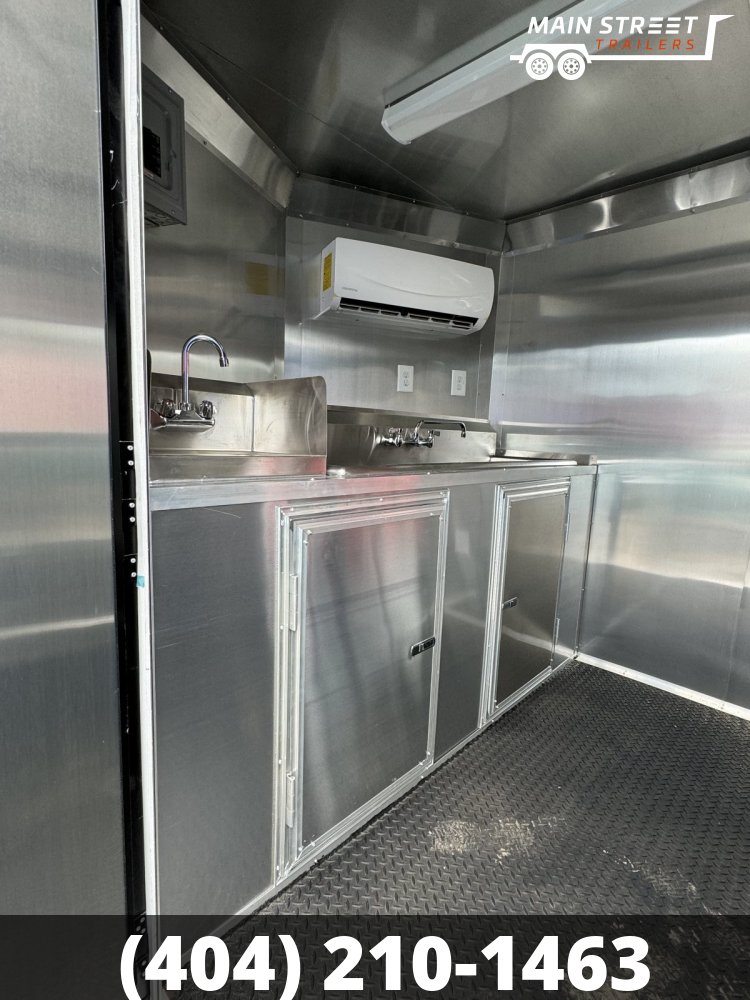 7X16 WHITE POLYCORE CONCESSION TRAILER WITH 9' HOOD AND 4 GAS LINES