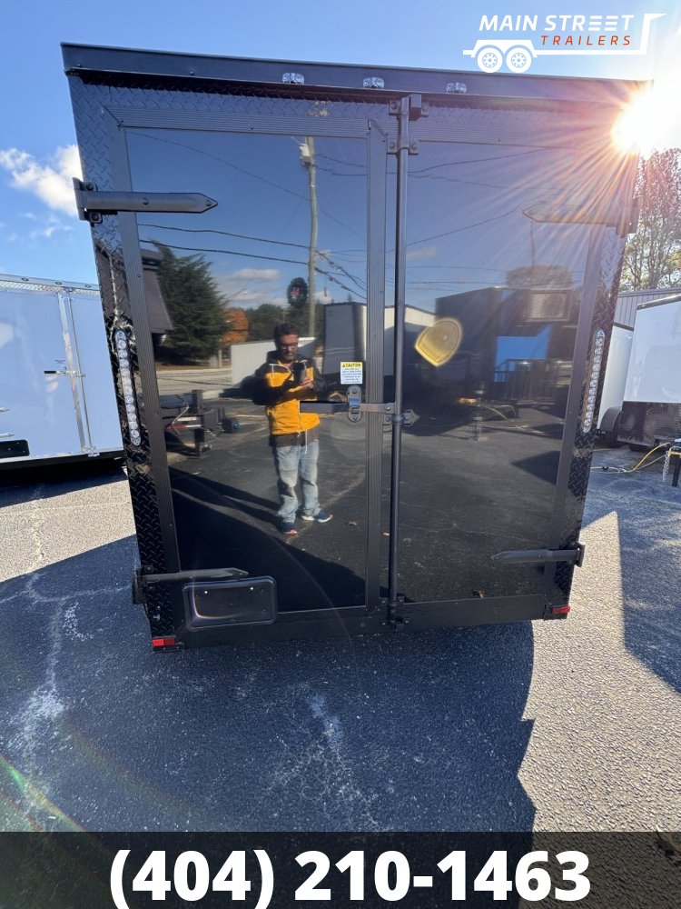 6X10T/A BLACK WITH BLACKOUT, POLY CORE AND RAMP GATE