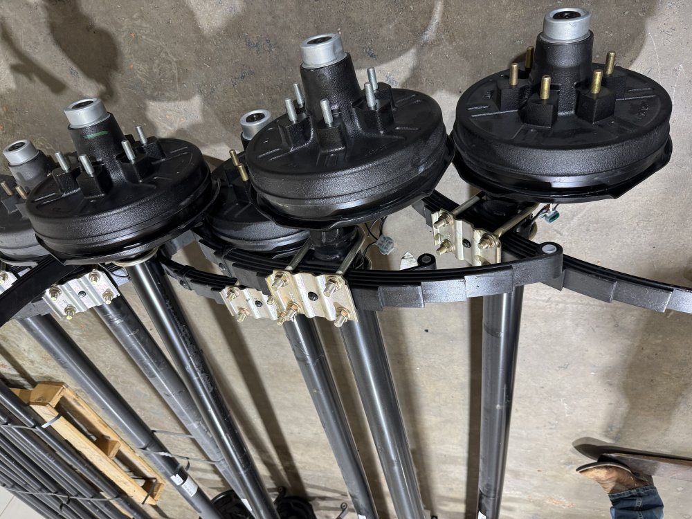 5200LB DROP AXLE 80/96 WITH BRAKES