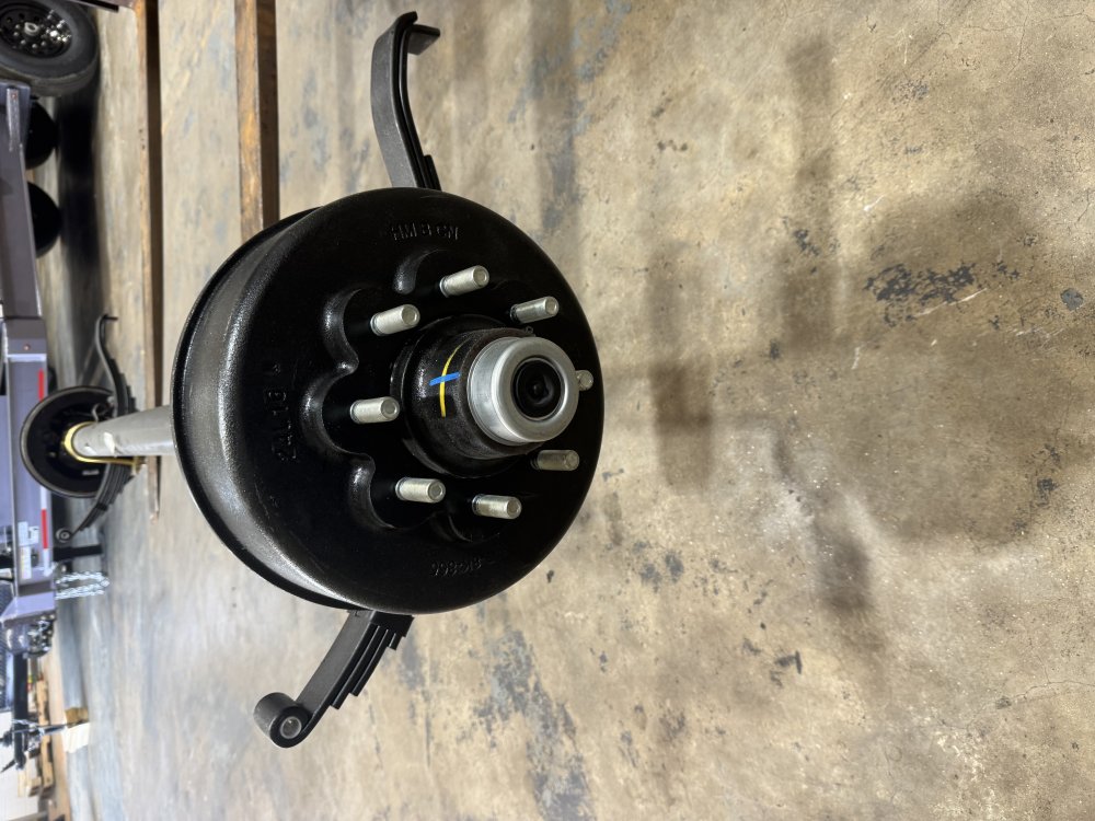 8000lb 80/96 TRUE AXLE WITH 5/8 STUDS