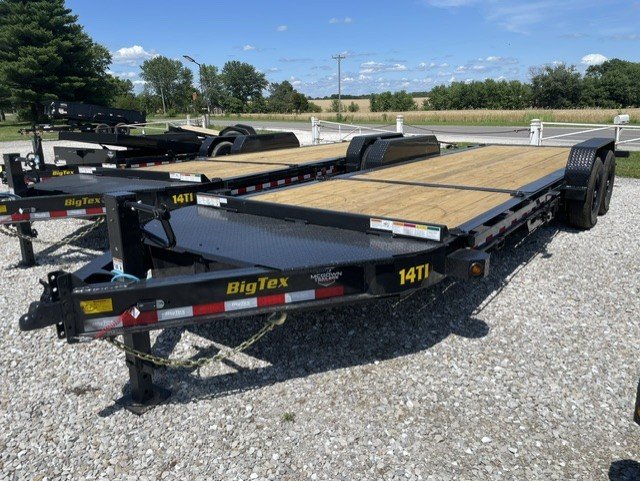 2027 Big Tex Trailers 14TI-24A-BK 14,000# Partial Tilt Trailer (16ft Tilt + 8ft Stationary) for Sale