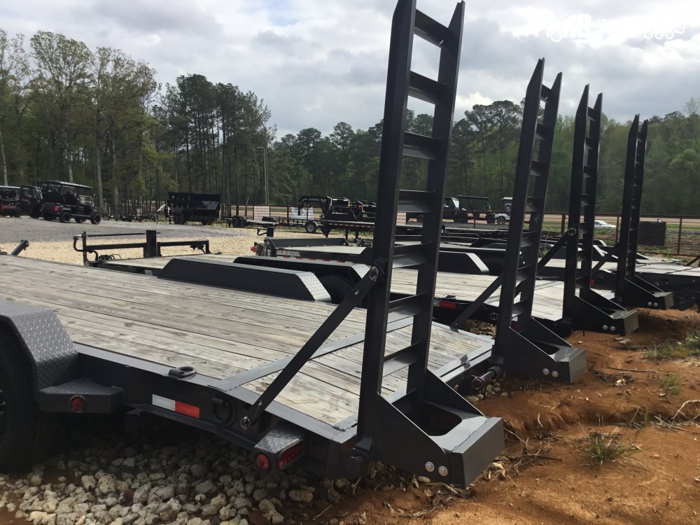 2024 Ironbull Equip EWB 83"X20' 2-7K Axles (gray)