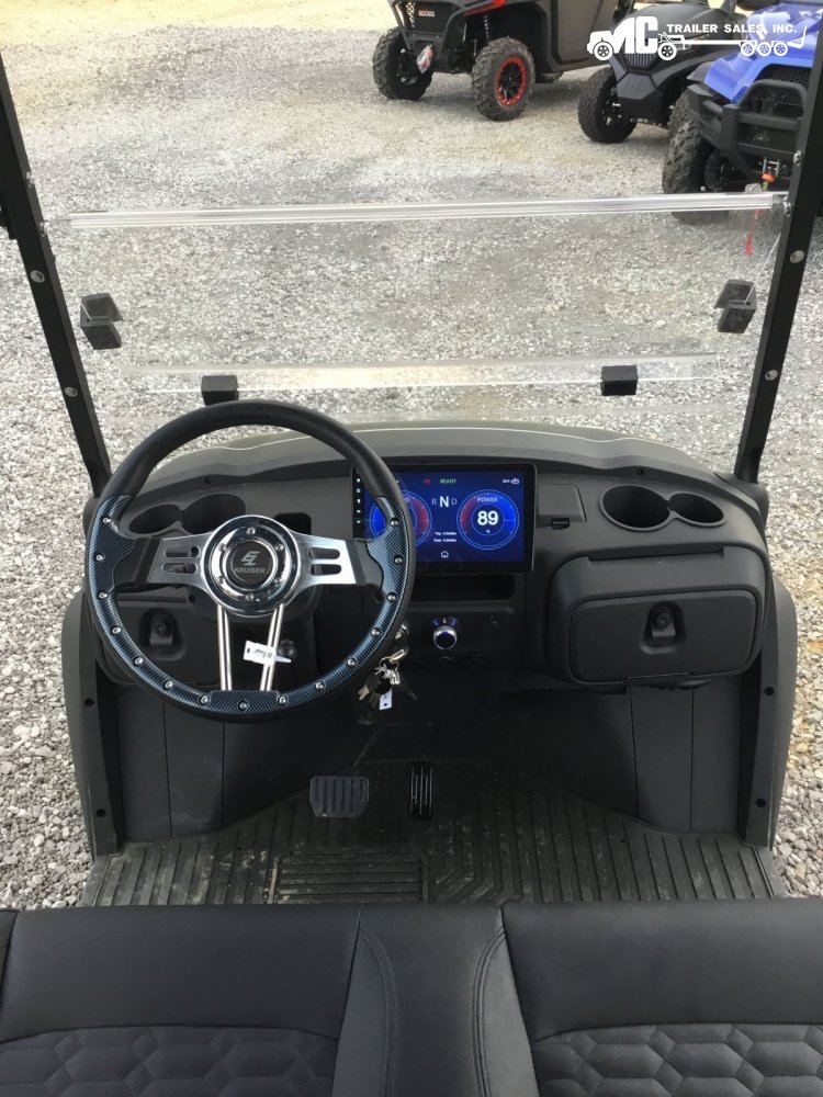 POWERSPORTS:2025 Ez Kruiser Raptor V-4F 4 forward MATTE BLACK