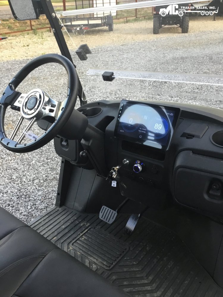 POWERSPORTS:2025 Ez Kruiser V-4F Raptor 4 forward MATTE BLACK
