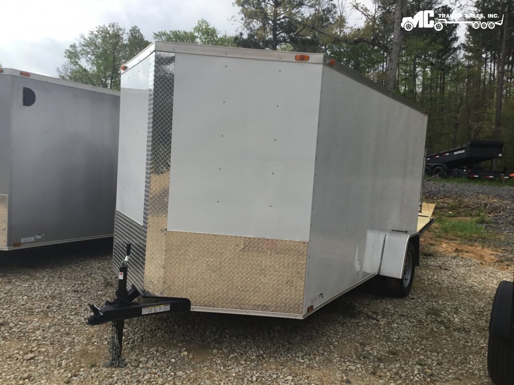 2025 Triple R Enclosed 7x12 S/A ramp back door w/ side door, roof vent WHITE
