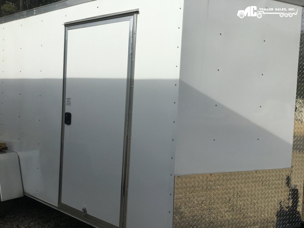 2025 Triple R Enclosed 7x12 S/A ramp back door w/ side door, roof vent WHITE