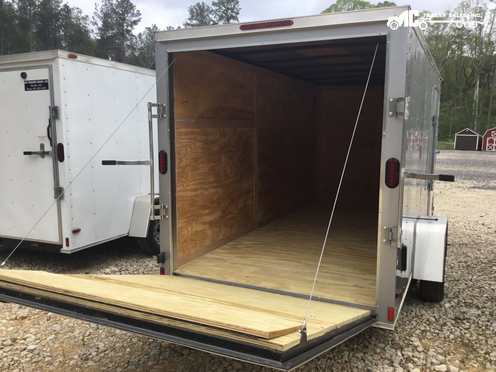 2025 Triple R Enclosed 6x14SA 3500lb Axle, Ramp Back door, Side door bar lock