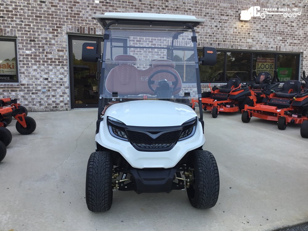 2025 Ez Kruiser Venom 4-F WHITE / TAN SEATS Black wheels