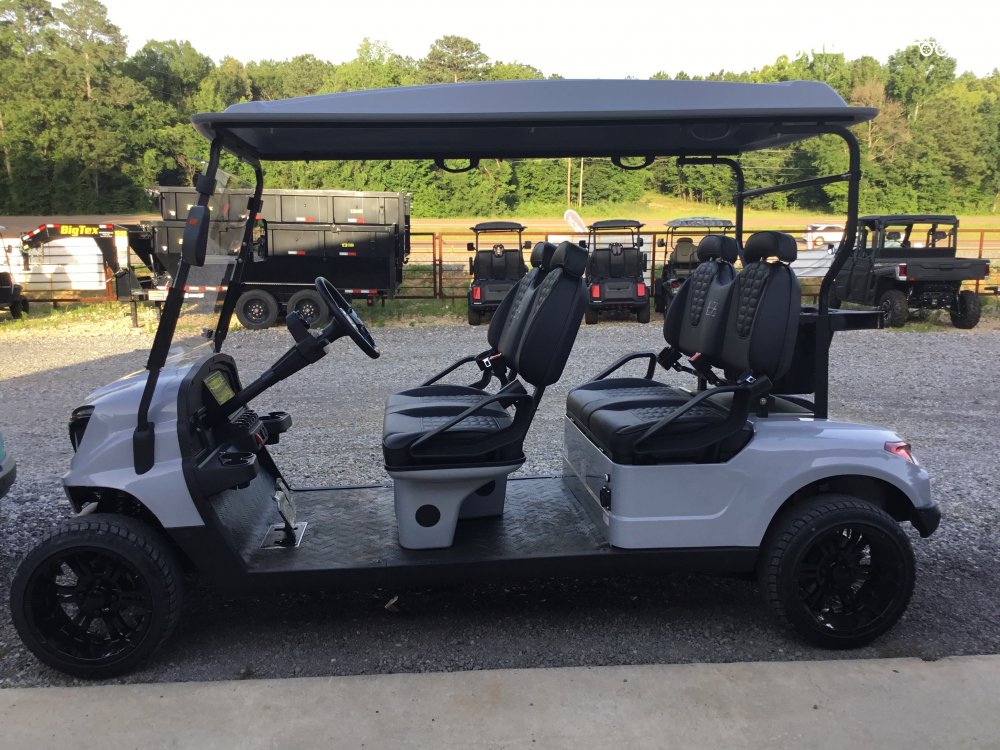 2025 Ez Kruiser Venom 4-F Stone Grey Black Seats