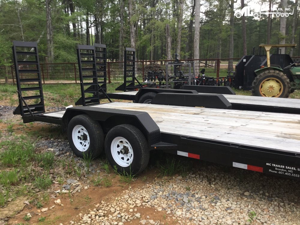 2023 True Grit Utility -20+2 dovetail 2-5200lbs