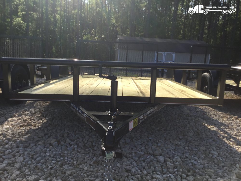 2025 Triple R Utility 82x10+2 S/A Pipe Top with gate