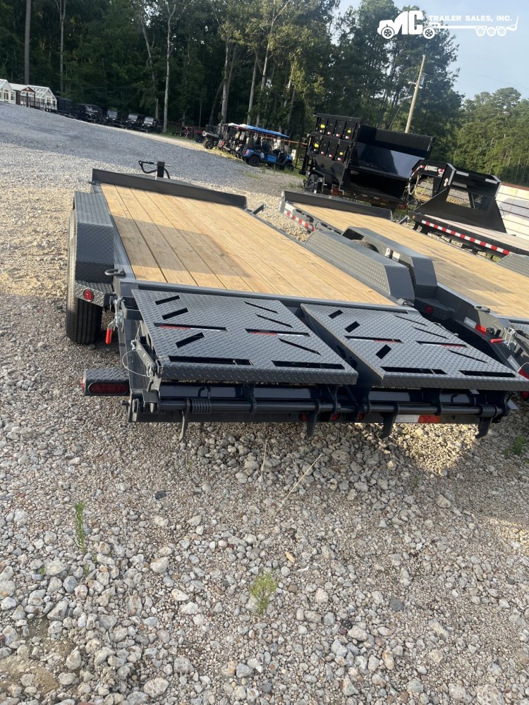 2026 Iron Bull Equipment 83x18 2 7000lbs 3' self cleaning dovetail 2 5/16 coupler 8" i beam