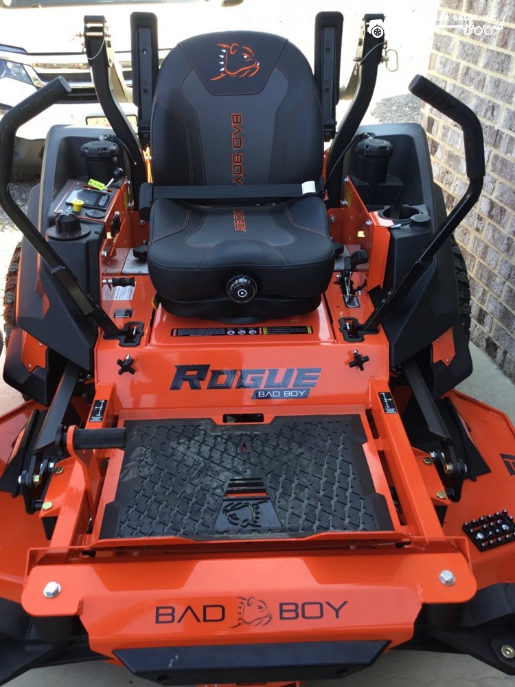 Bad Boy Rouge 61" 38.5 hp EFI Kawasaki