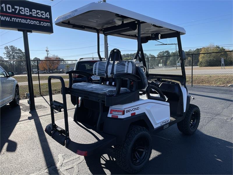 2024 Bintelli Beyond Golf Cart