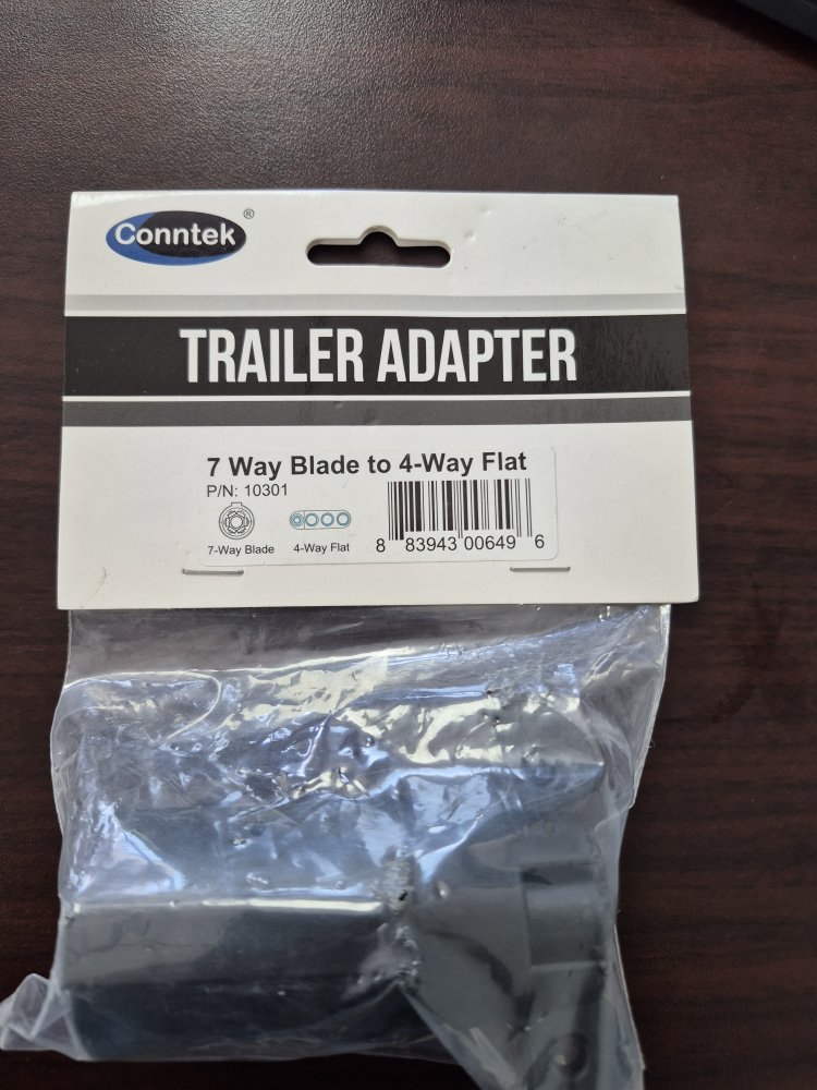 Trailer Adapter - 7 way Blade to 4 way flat
