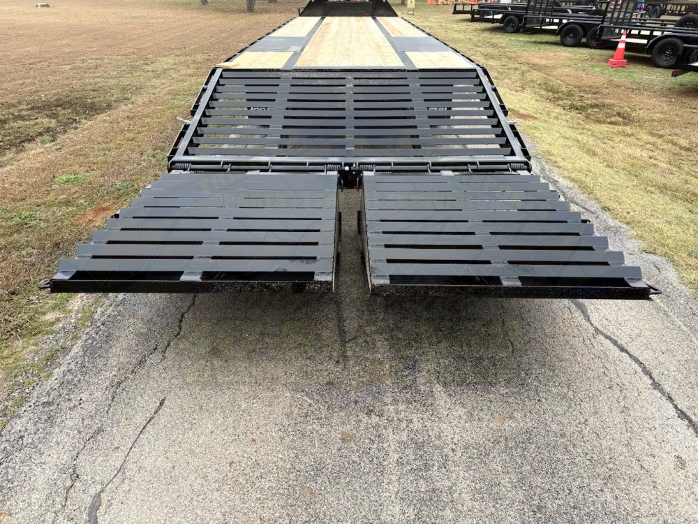 2027 TOP HAT 102" X 25' + 5' GOOSENECK TRAILER WITH JUMBO RAMPS AND SPARE 24,000 GVWR