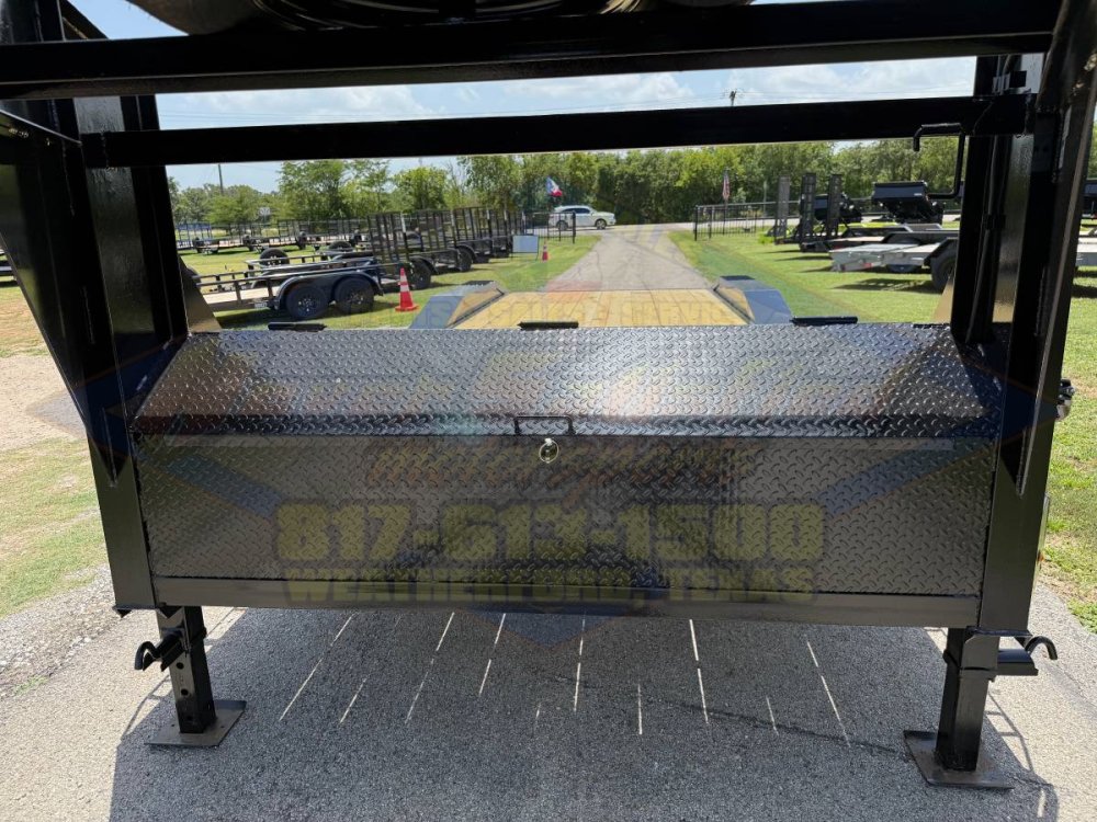 2026 TIGERTX 102" X 26' GOOSENECK TRAILER W/ DRIVE OVER FENDERS AND SLIDE IN RAMPS, SPARE 14,000 GVW
