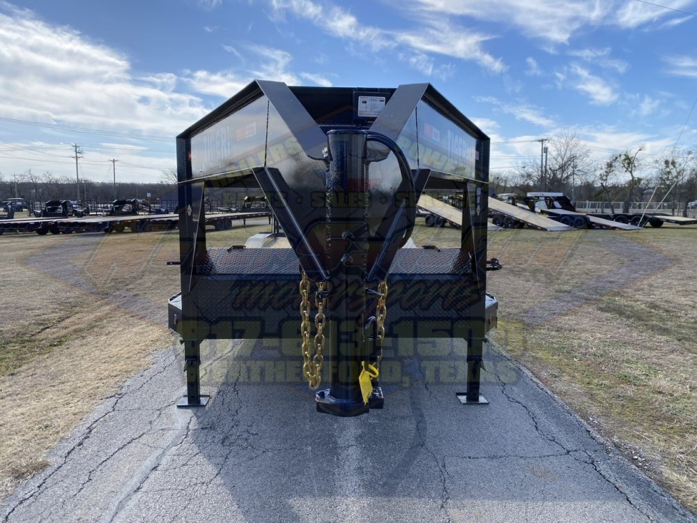 2026 TIGERTX 102" X 26' GOOSENECK TRAILER W/ DRIVE OVER FENDERS WITH STAND UP RAMPS, SPARE 14,000 GV