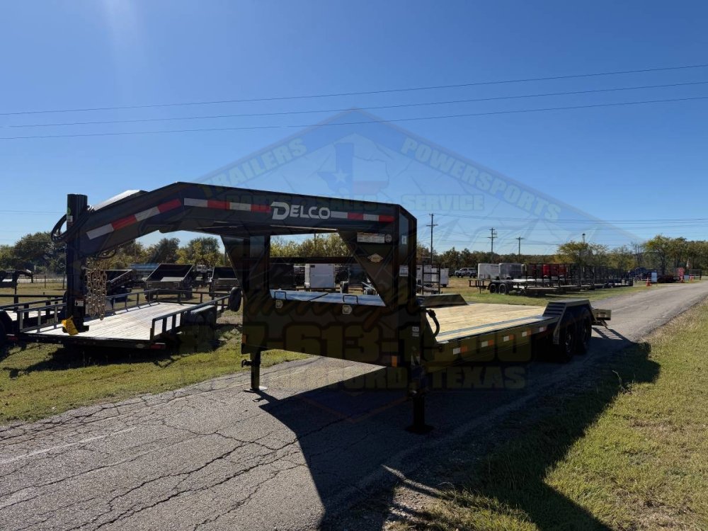 2026 DELCO 102" X 24' GOOSENECK FLATBED TRAILER W/DRIVE OVER FENDERS, SLIDE IN RAMPS, AND SPARE 14K-