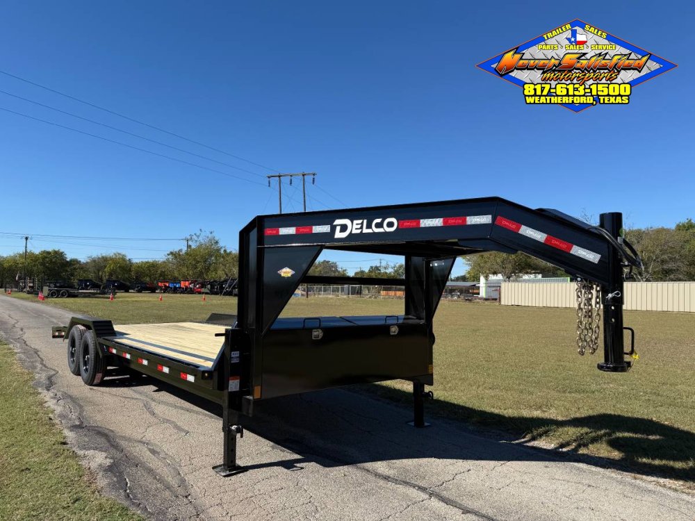 2026 DELCO 102" X 24' GOOSENECK FLATBED TRAILER W/DRIVE OVER FENDERS, SLIDE IN RAMPS, AND SPARE 14K-