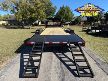 2026 DELCO 102" X 24' GOOSENECK FLATBED TRAILER W/DRIVE OVER FENDERS, SLIDE IN RAMPS, AND SPARE 14K-