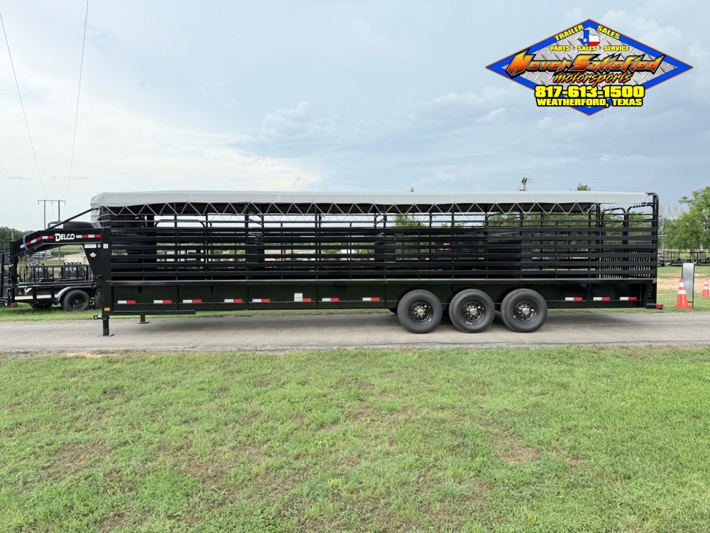 2027 DELCO 6'8" X 32' BAR TOP GOOSENECK CATTLE TRAILER WITH SPARE 21K-GVWR