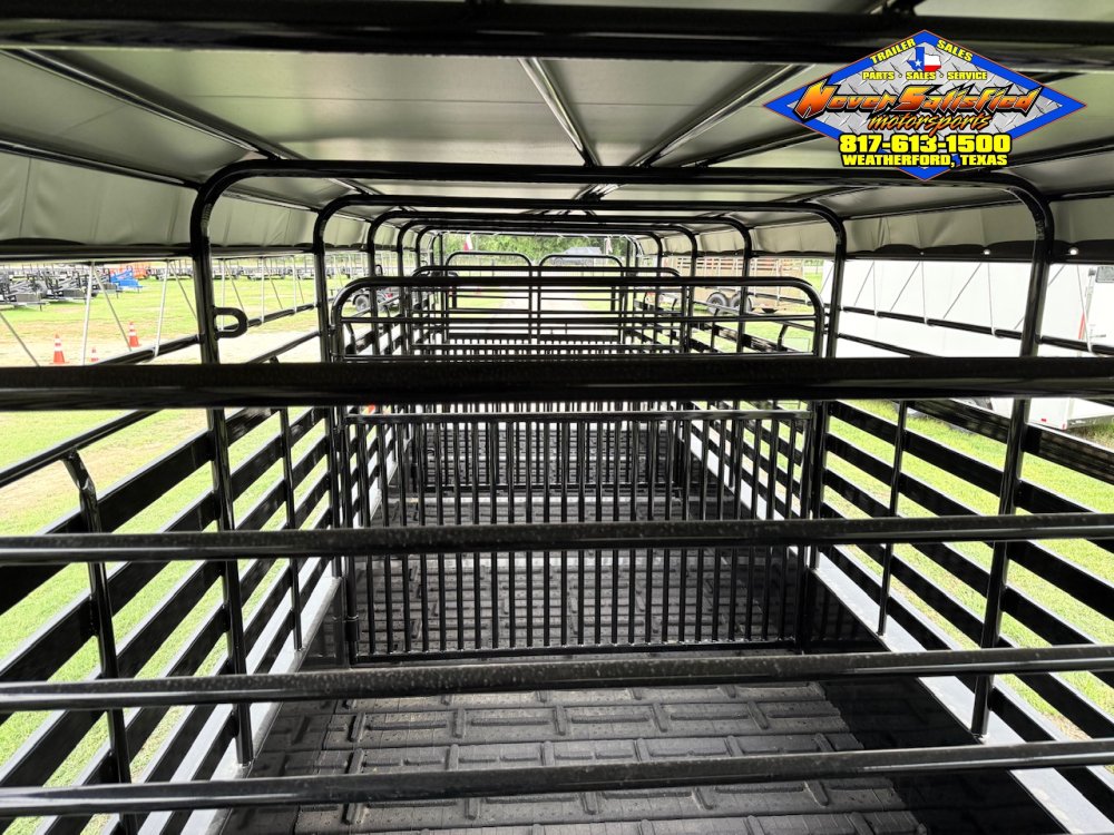 2027 DELCO 6'8" X 32' BAR TOP GOOSENECK CATTLE TRAILER WITH SPARE 21K-GVWR