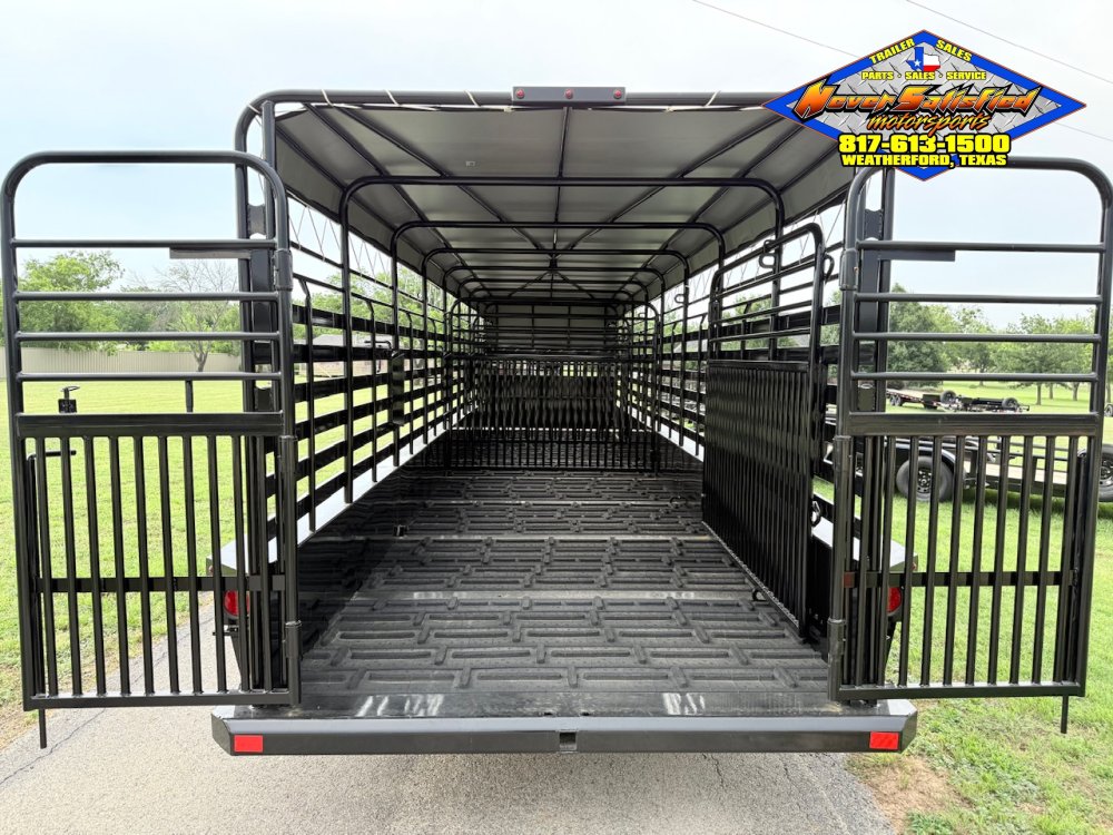 2027 DELCO 6'8" X 32' BAR TOP GOOSENECK CATTLE TRAILER WITH SPARE 21K-GVWR