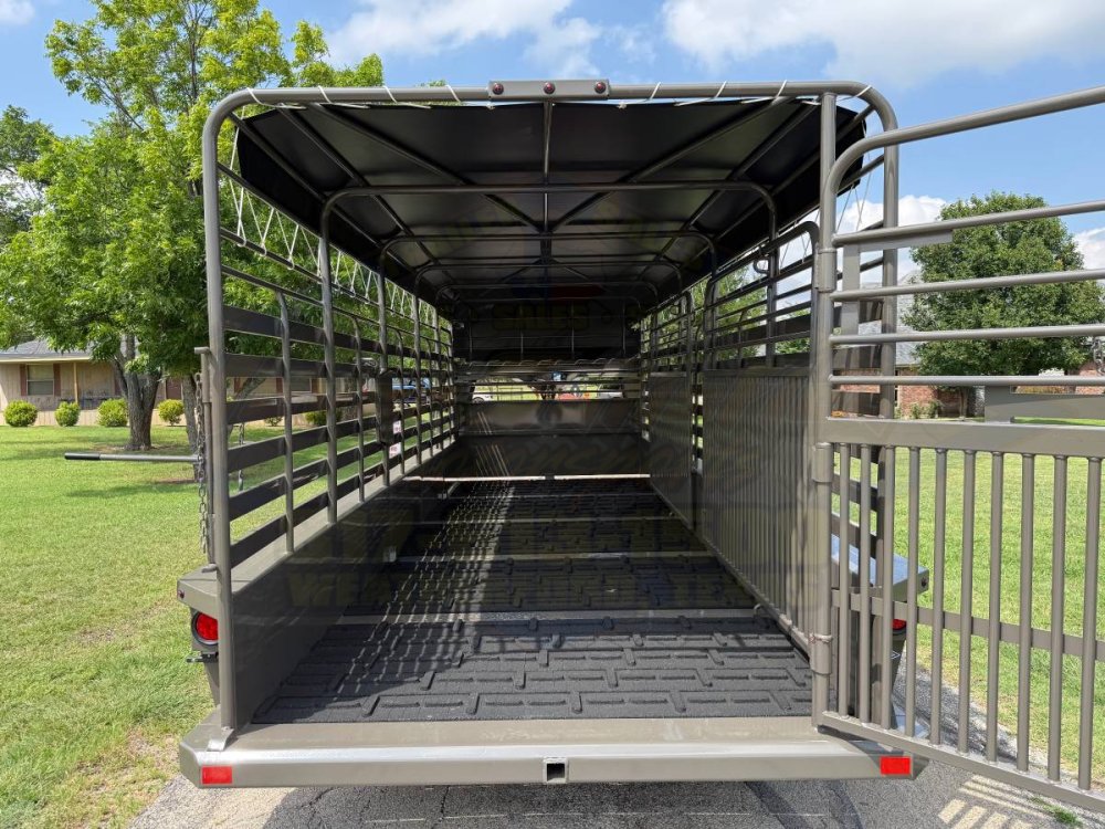 2026 DELCO 6' 8" X 20' BAR TOP GOOSENECK CATTLE STOCK TRAILER 14K-GVWR FORD MARSH GRAY