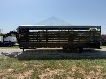 2027 DELCO 6' 8" X 24' BAR TOP GOOSENECK CATTLE STOCK TRAILER, BLACK/GRAY 14,000 GVWR