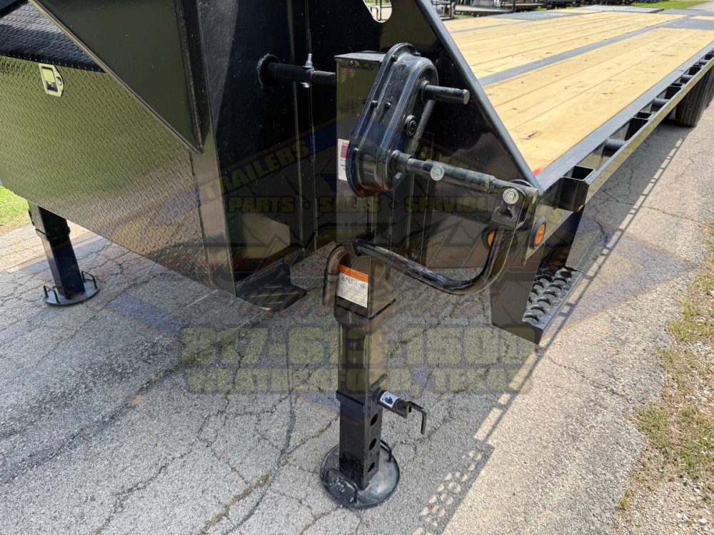 2026 TOP HAT 102" X 27' + 5' GOOSENECK TRAILER WITH JUMBO RAMPS AND SPARE 25,900 GVWR