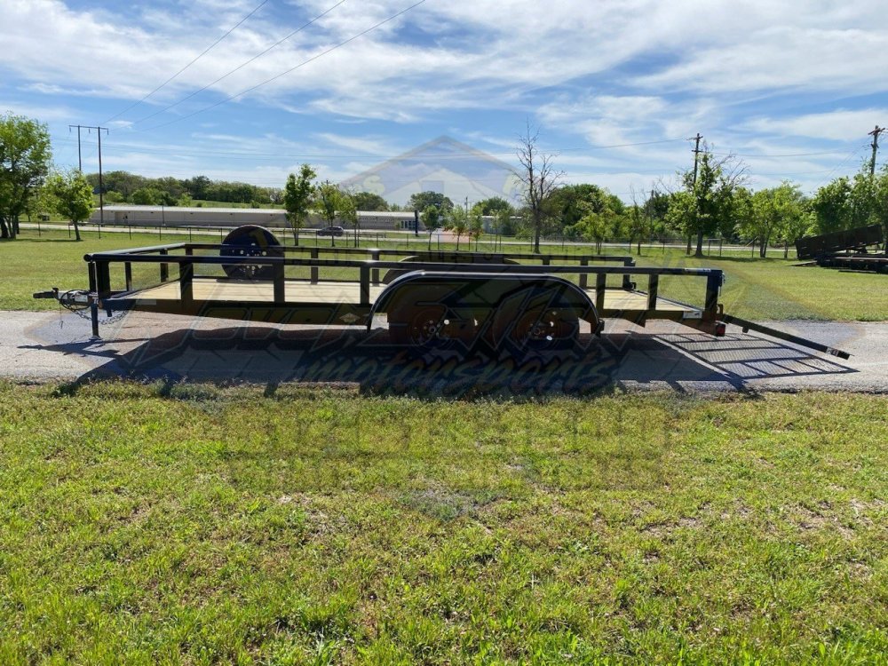 2026 TOP HAT 83" X 16' PIPE TOP UTILITY TRAILER WITH 4' SPRING ASSIST RAMP GATE, SPARE 7,000 GVWR