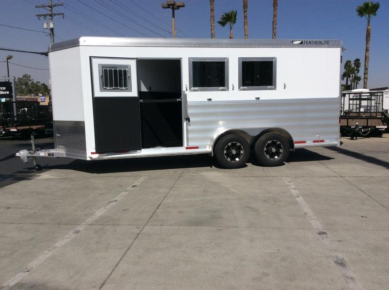 2025 Featherlite 9403 3H Horse Trailer