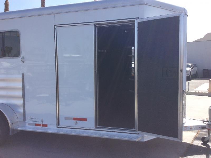 2025 Featherlite 9403 3H Horse Trailer