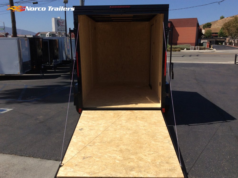 2027 Look 6' x 10' ST DLX Enclosed Cargo trailer