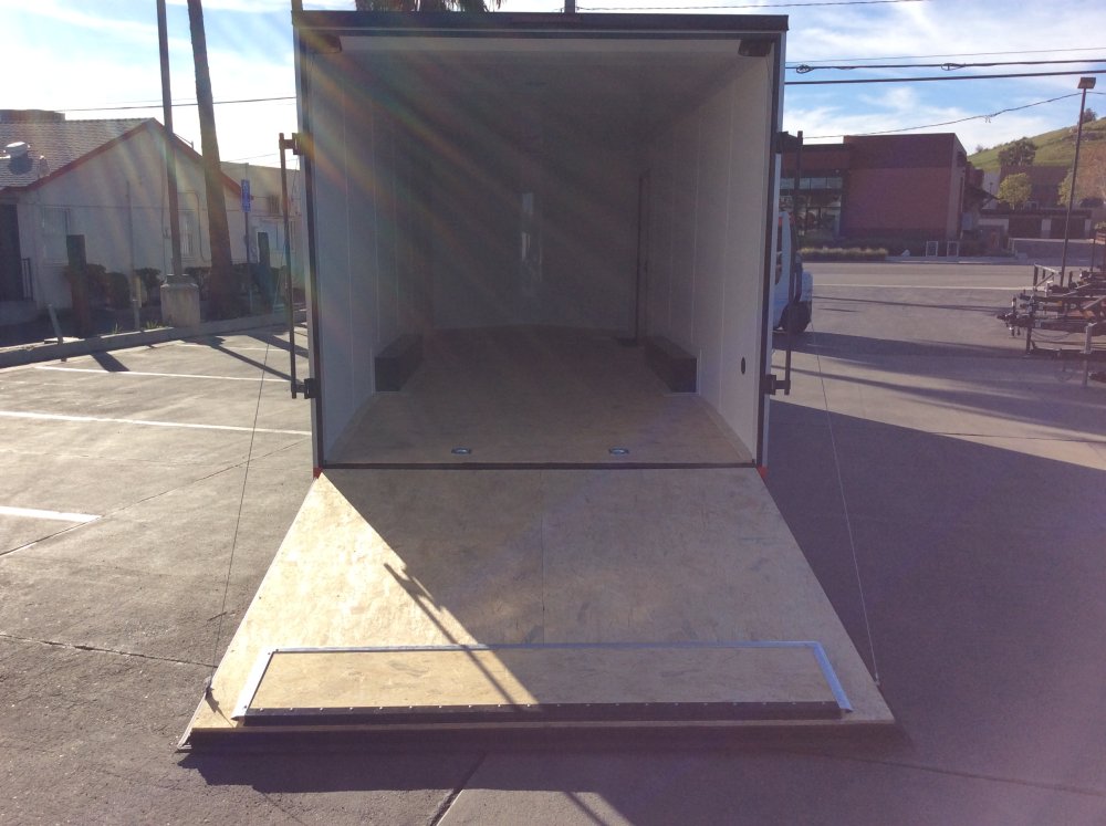 2026 Look 8.5' x 24' VISION Car/Racing trailer