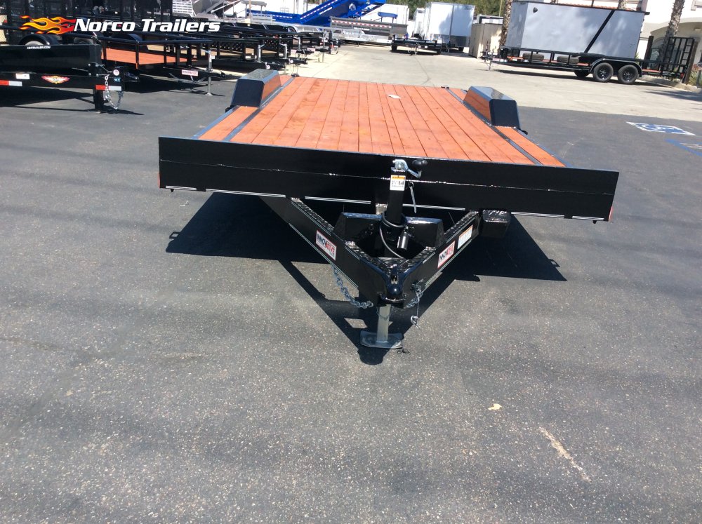 2026 Innovative 82" x 18' CAR HAULER Equipment trailer