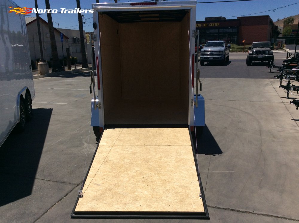 2025 Look Trailers ST DELUXE Enclosed Cargo